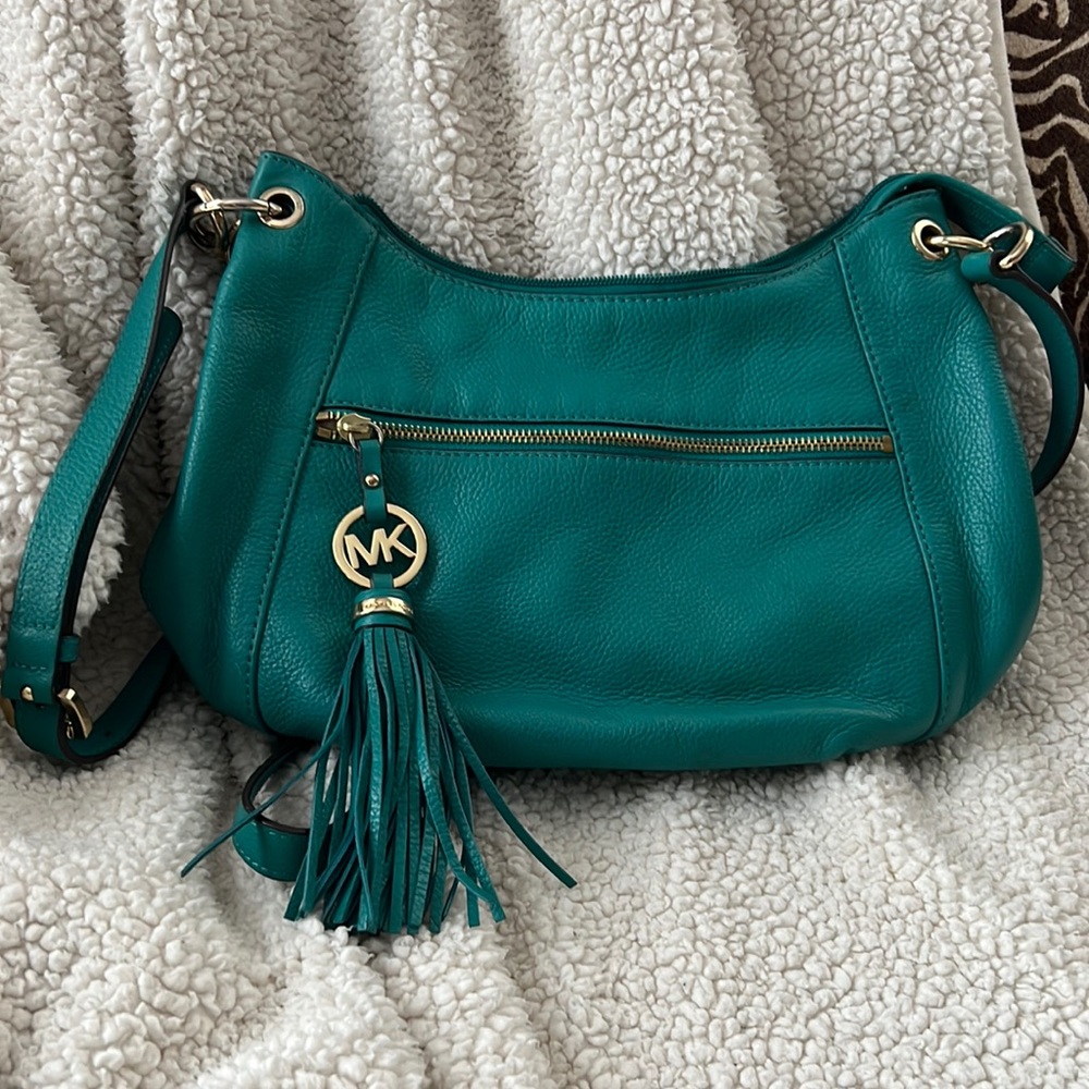 Michael Kors soft pebble leather crossbody boho style purse